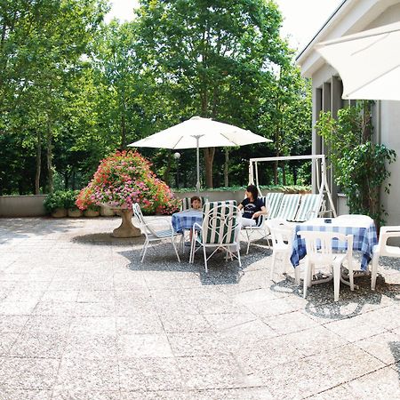 Hotel Olimpic Castel Maggiore Luaran gambar
