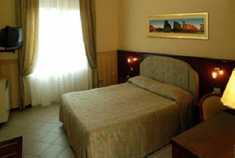 Hotel Olimpic Castel Maggiore Luaran gambar